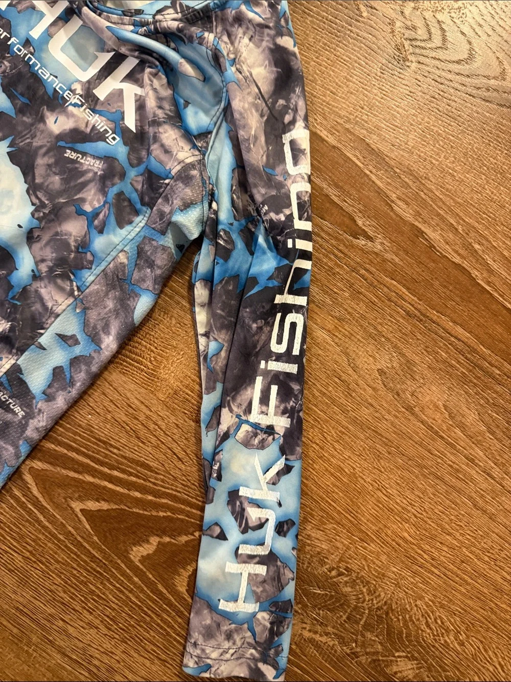 Huk Kids Black & Blue Marbled Long-Sleeve Rashguard